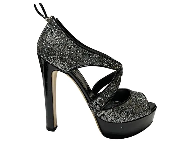 Sandalias de plataforma con adornos de purpurina en cuero plateado de Miu Miu 