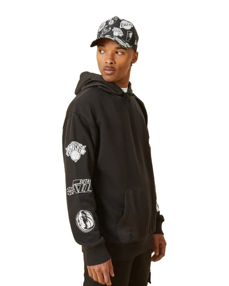 Sudadera new era negra distressed sleeve print hoody nbamulti